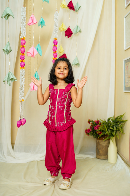 Girls Fuchsia Chanderi Mul Coord Set